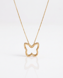 Colar Folheado a Ouro 18k com Pingente de Borboleta Vazado em Contorno Delicado